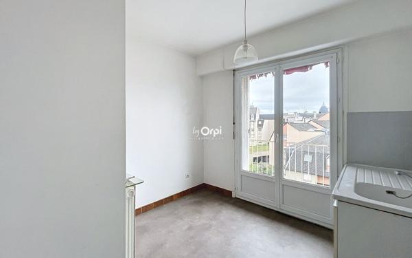 Appartement à vendre    4 pièces • 88 m2 Montluçon