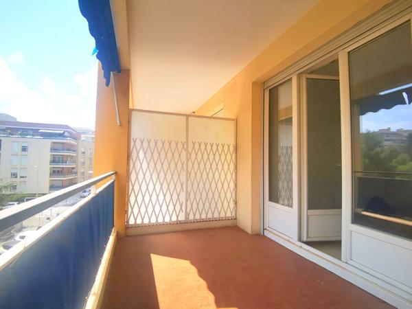 GORBELLA : BEL APPARTEMENT 2 PIECES DANS RESIDENCE STANDING