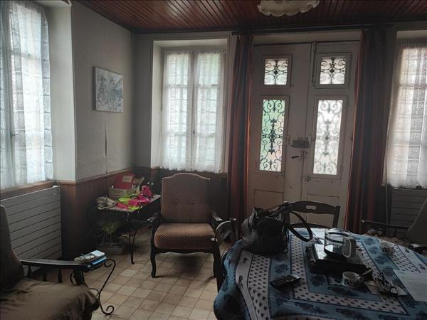 Maison à vendre |  Flagnac |  8 pièces | 190 m²