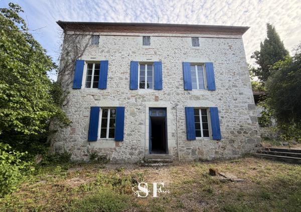 Maison 7 pièce(s) 1 chambre(s) 240 m²