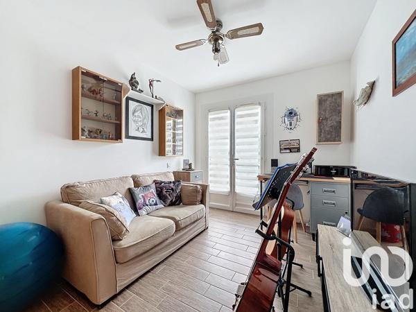 Maison traditionnelle 6 pièces de 120 m² à Rivedoux-Plage (17940)