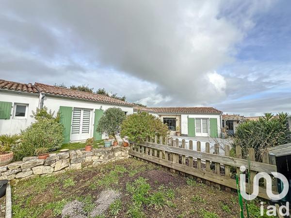 Maison traditionnelle 6 pièces de 120 m² à Rivedoux-Plage (17940)