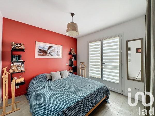 Maison traditionnelle 6 pièces de 120 m² à Rivedoux-Plage (17940)