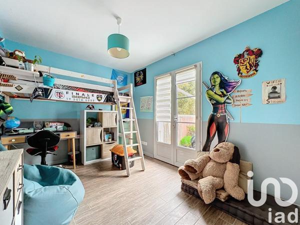 Maison traditionnelle 6 pièces de 120 m² à Rivedoux-Plage (17940)