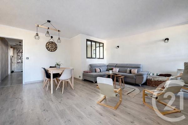 Appartement F4 à vendre  4 pièces - 86,62 m2 CHAMPS SUR MARNE - 77