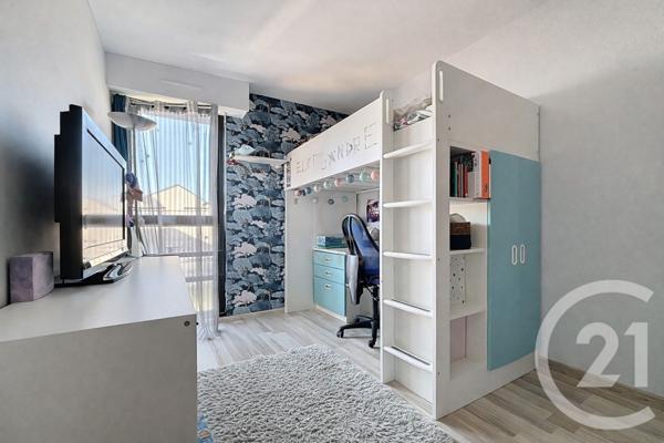 Appartement F4 à vendre  4 pièces - 86,62 m2 CHAMPS SUR MARNE - 77