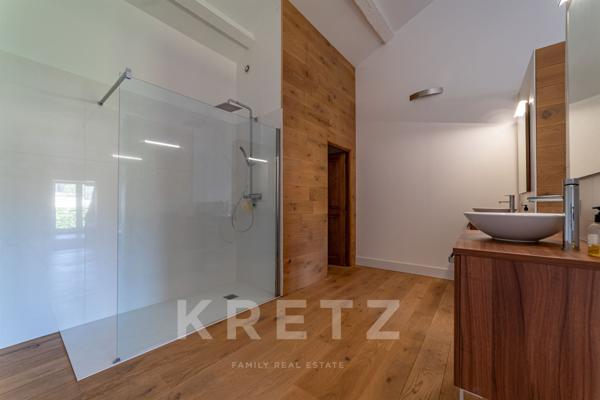 AUTHENTIQUE BASTIDE DU XVIIIe & SA BERGERIE RÉNOVÉE _650 M2 _14 CHAMBRES