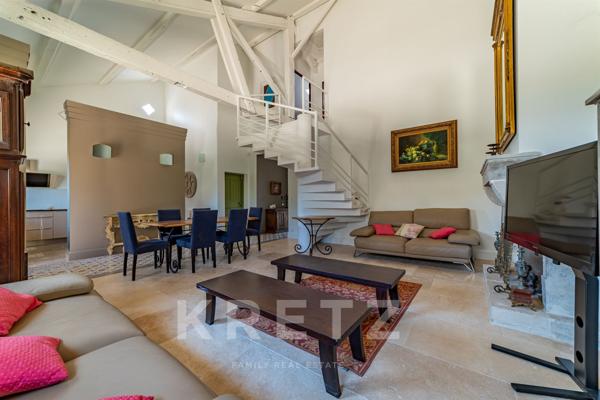 AUTHENTIQUE BASTIDE DU XVIIIe & SA BERGERIE RÉNOVÉE _650 M2 _14 CHAMBRES