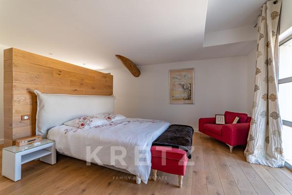 AUTHENTIQUE BASTIDE DU XVIIIe & SA BERGERIE RÉNOVÉE _650 M2 _14 CHAMBRES