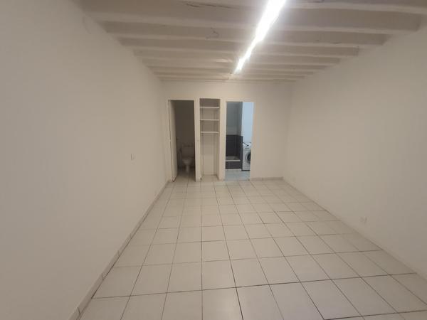 ? Studio rénové de 28 m²  Proche de la Gare  Idéal premier achat ou investissement