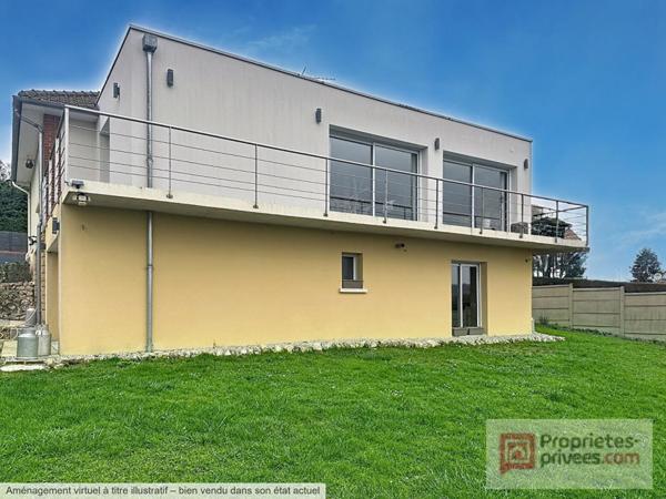 Maison de plain pied , avec appartement proche commerces  - 224 m² au sol