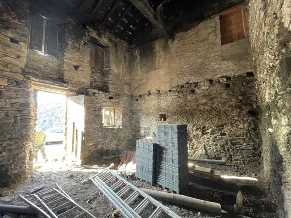 Croce (20237) Maison ancienne de village