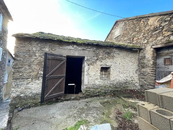 Croce (20237) Maison ancienne de village