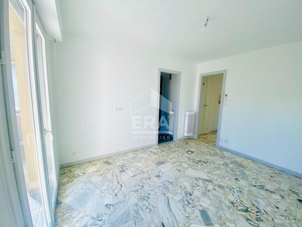 Appartement Le Cannet 1 pièce(s) 23 m2 rénové
