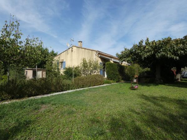 Maison Plain-pied de 100 m² à vendre BARBENTANE (13) terrain de 1600 m²