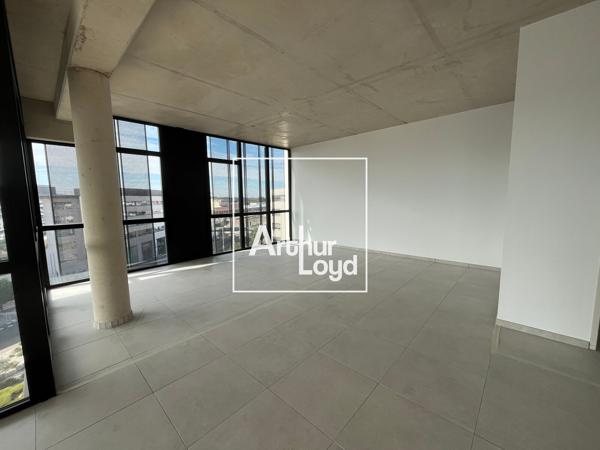 BUREAUX AMENAGES A LOUER OU A VENDRE