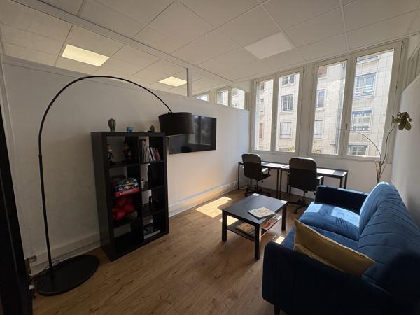 Locaux tertiaires rénovés - 190 m2 à louer en Hyper Centre proche Place du Martroi