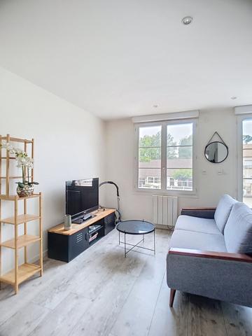 Appartement Etampes 2 pièce(s) 37 m2 meublé