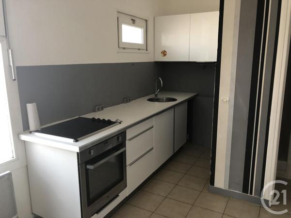 Immeuble à vendre  300 m2 SAVIGNY SUR ORGE - 91