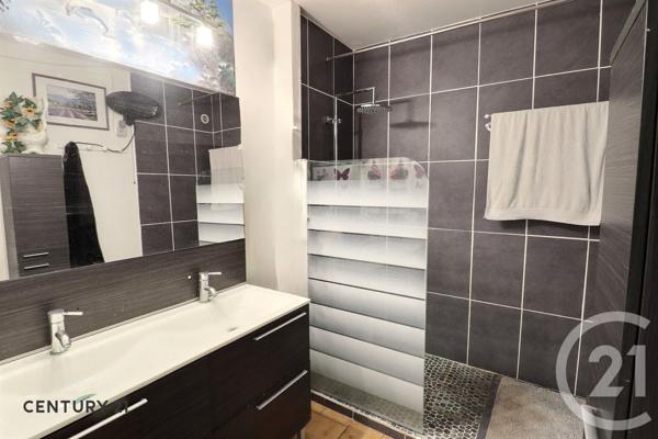 Appartement F3 à vendre  3 pièces - 75 m2 CARPENTRAS - 84