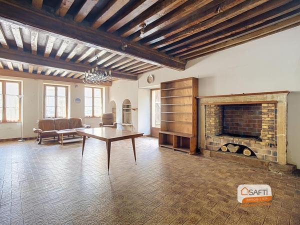 Ancienne auberge du XVIIè siècle avec jardin et dépendances