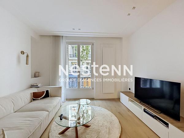 Appartement 3 pièces entièrement rénové aux Batignolles rue Nollet, immeuble de charme, ascenseur voté, prestations de qualité au coeur du quartier recherché