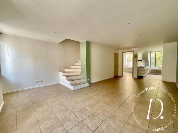 Duplex 4 pièces de 83m2 + parking couvert