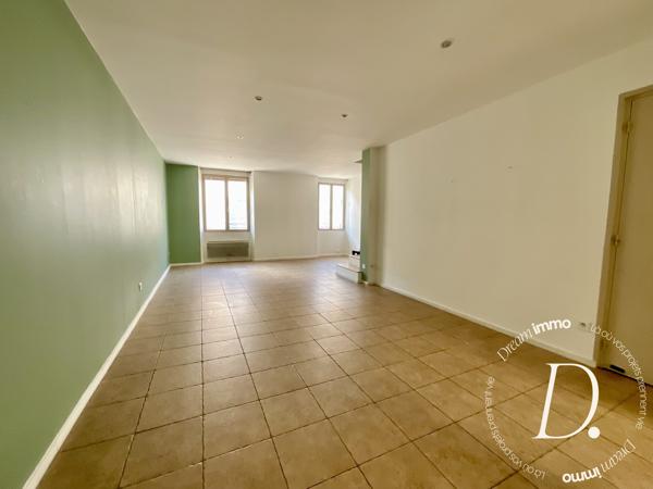 Duplex 4 pièces de 83m2 + parking couvert