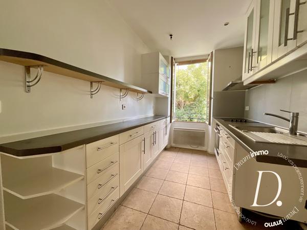 Duplex 4 pièces de 83m2 + parking couvert