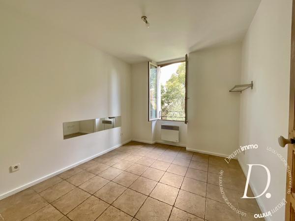 Duplex 4 pièces de 83m2 + parking couvert