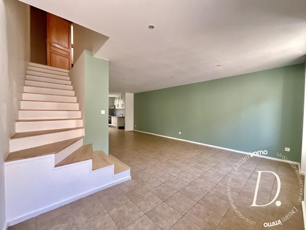 Duplex 4 pièces de 83m2 + parking couvert