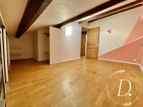 Duplex 4 pièces de 83m2 + parking couvert
