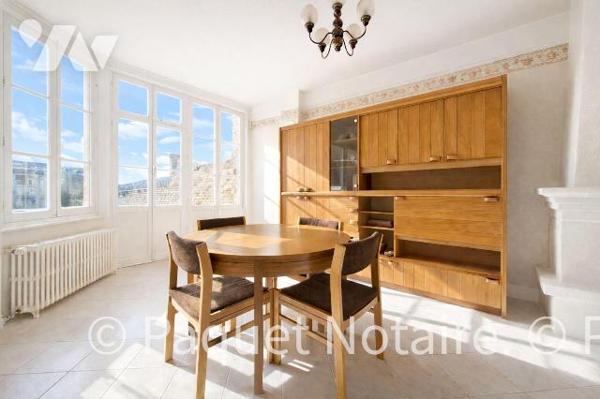 **Maison avec jardin - 110 m² - Quartier Remicourt, Saint-Quentin**

Située dans le quartier ...