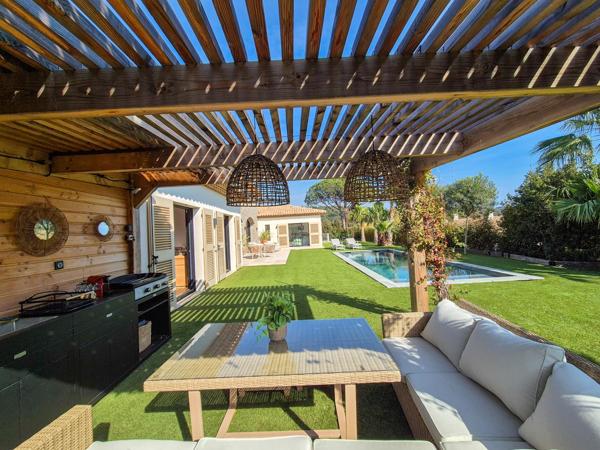 maison à vendre  7 pièces - 220 m2 LA CROIX VALMER - 83