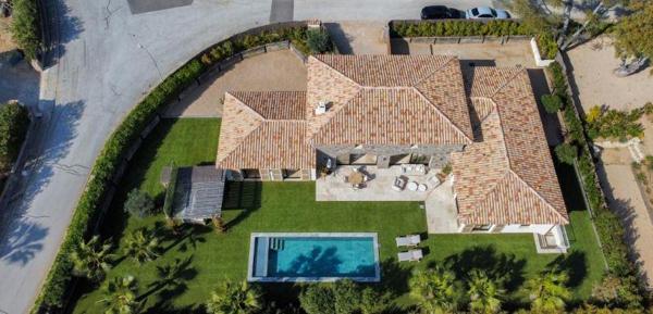 maison à vendre  7 pièces - 220 m2 LA CROIX VALMER - 83
