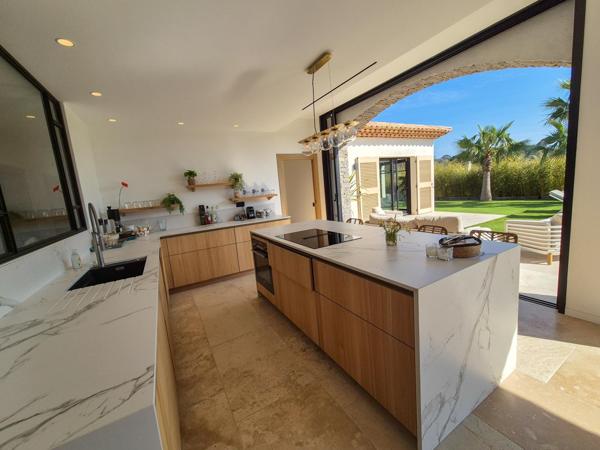 maison à vendre  7 pièces - 220 m2 LA CROIX VALMER - 83
