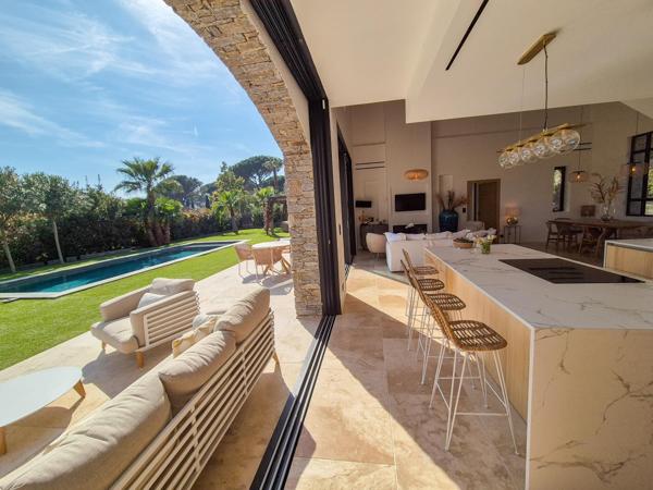 maison à vendre  7 pièces - 220 m2 LA CROIX VALMER - 83