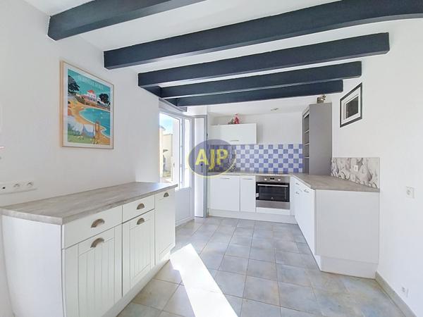 Maison à louer La Bernerie En Retz : 2 pièces, 24m² avec 1 chambre(s) à 600€ - AJP Immobilier Pornic