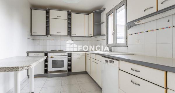 À vendre Appartement 2 pièces 57.96 m² - Sainte-geneviève-des-bois 91700