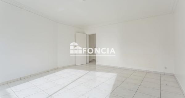 À vendre Appartement 2 pièces 57.96 m² - Sainte-geneviève-des-bois 91700