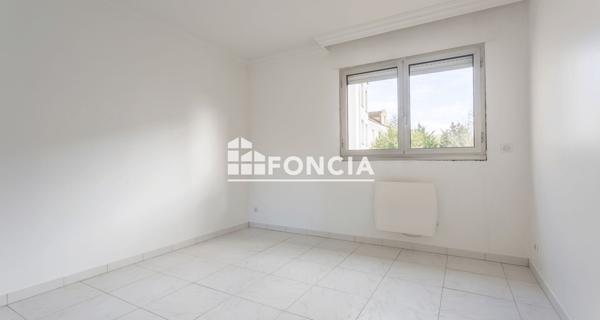 À vendre Appartement 2 pièces 57.96 m² - Sainte-geneviève-des-bois 91700