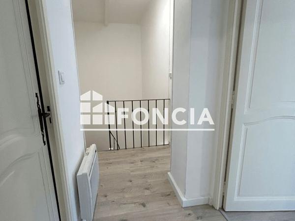 Location Maison 5 pièces 93.6 m² - 39 IMPASSE DU FOSSE MEYROL Eyguieres 13430