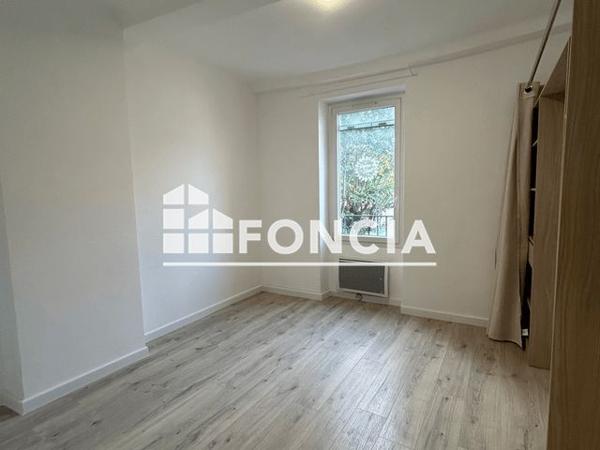 Location Maison 5 pièces 93.6 m² - 39 IMPASSE DU FOSSE MEYROL Eyguieres 13430