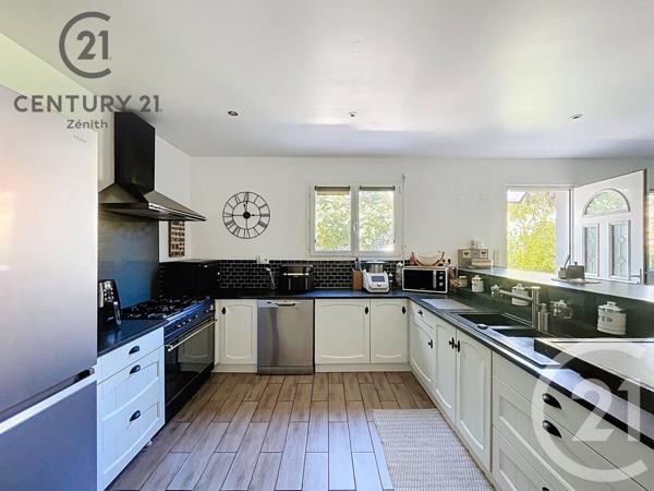 Maison à vendre  4 pièces - 121,48 m2 ST LAURENT DE LA SALANQUE - 66