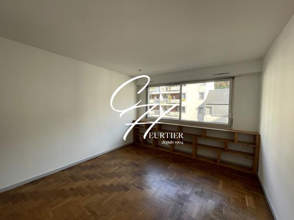 GRENOBLE - STUDIO - CENTRE VILLE