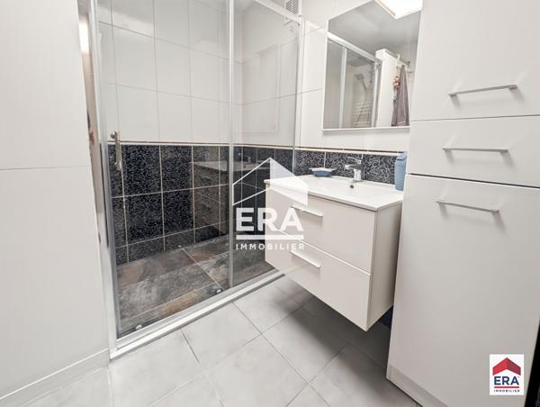 Chambre meublée en colocation - Maison moderne - Roubaix