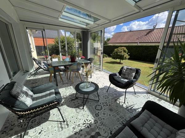 Maison à vendre 357 000 € Varetz 6 p 154 m² DPE C