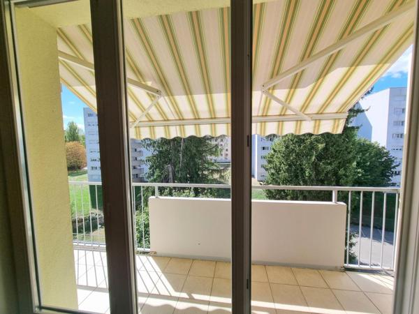 Appartement 76 m² avec balcon et parking couvert