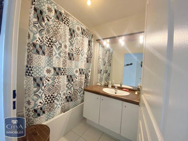 Appartement à louer 3 pièces 61m²