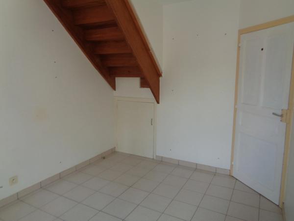 Maison à vendre 6 pièces RENAZE (53)